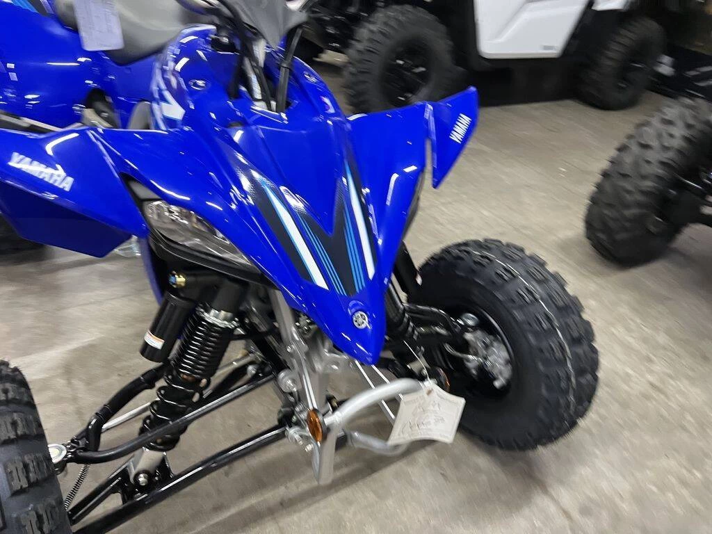 2025 Yamaha TMax 560 - 2025 Yamaha YFZ450R SE