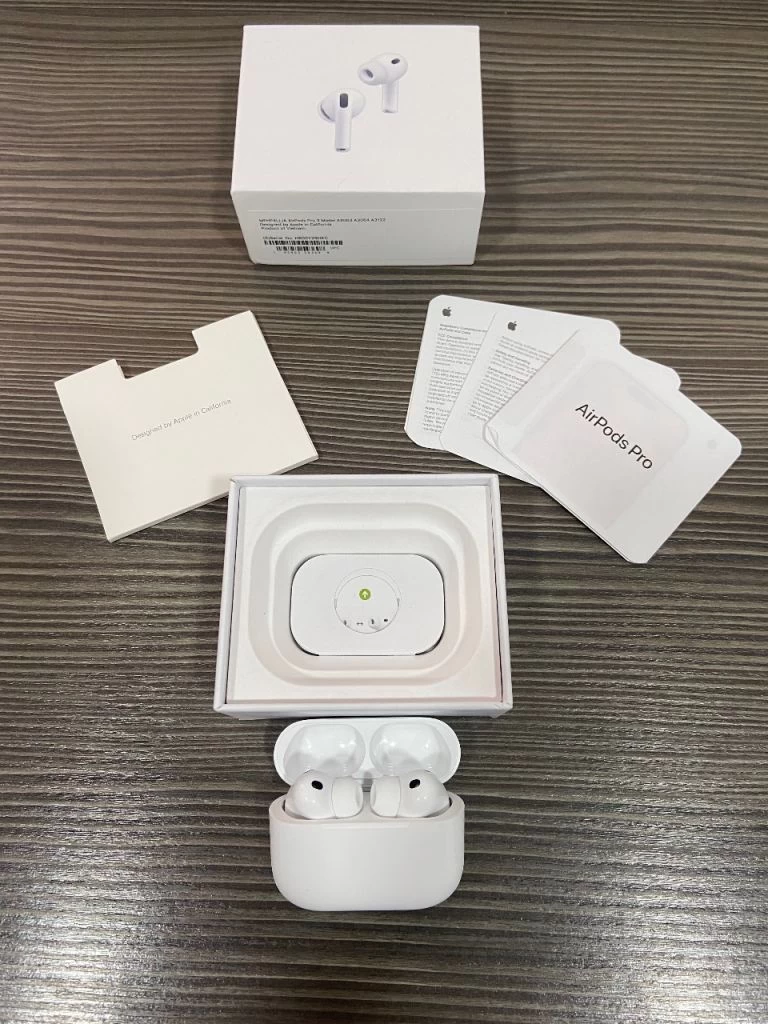 Airpods gen 3 New seal pack box original(contact 9707517078
