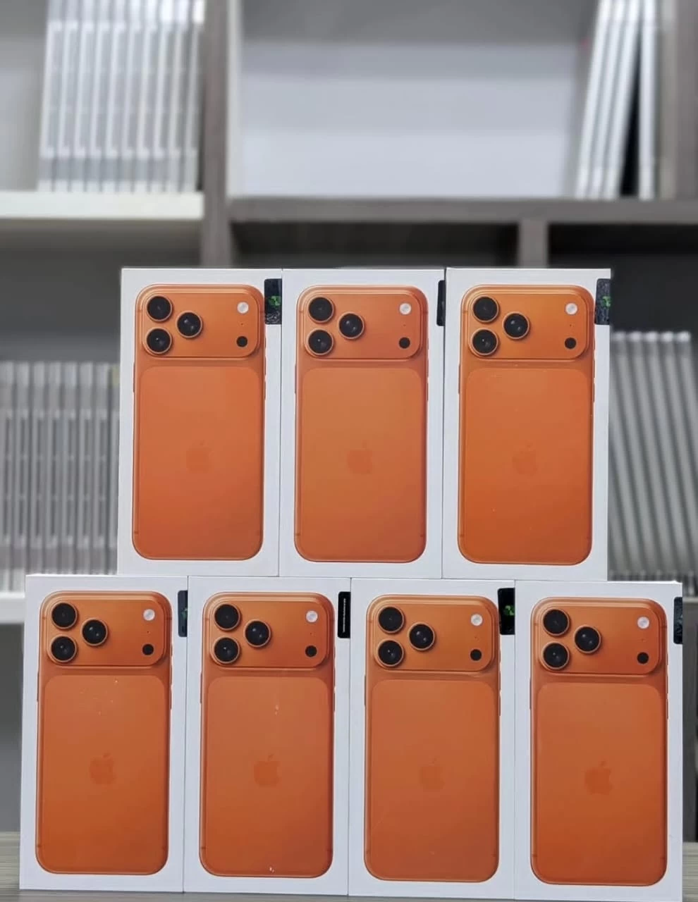 Apple iPhone 17 Pro Max/ 16/15 series availble!