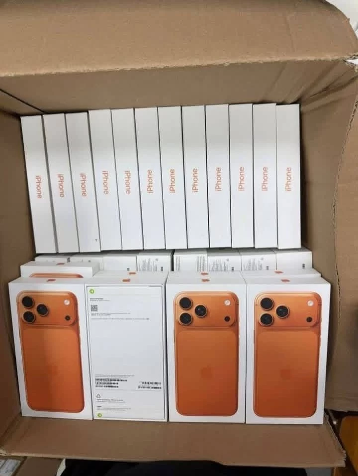 Apple iPhone 17 Pro Max/ 16/15 series availble!